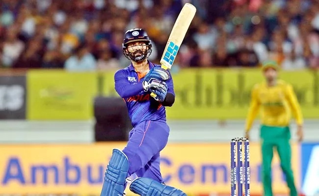 Dinesh Karthik Breaks MS Dhoni Record After Scoring Maiden T20I Fifty - Sakshi