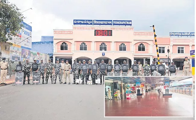 Security Forces At Major Railway Stations In AP - Sakshi