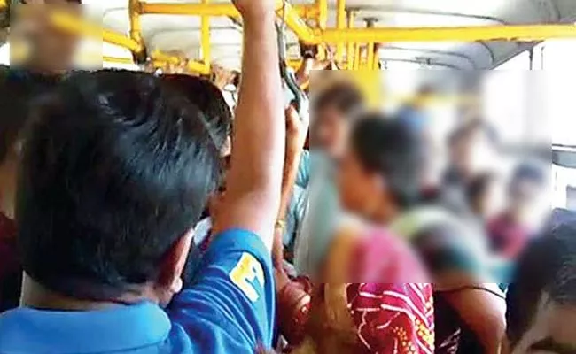 Conductor Indecent Behavior With Women On City RTC Bus - Sakshi