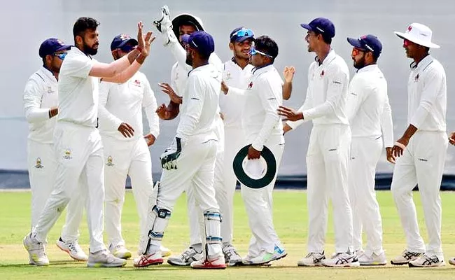 Mumbai Enters Final 47th-Time Beat Uttar Pradesh Ranji Trophy 2022 - Sakshi