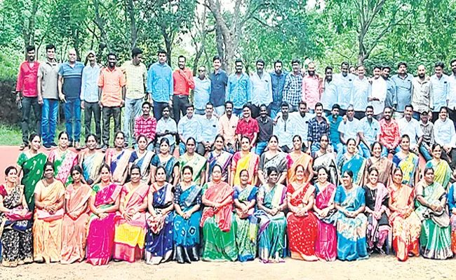 Photo Feature: Chandrampalem Govt School Old Students Meet in Visakha  - Sakshi