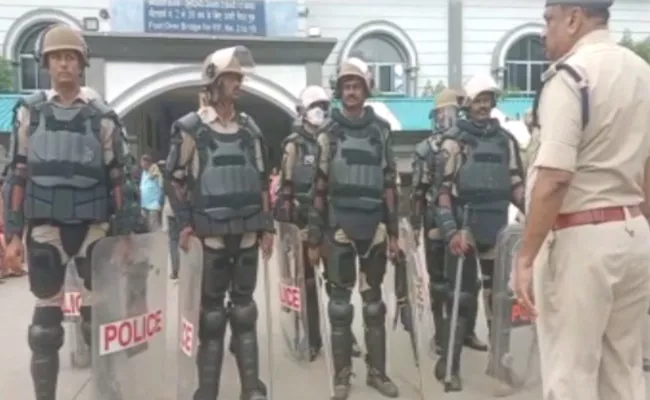 Establishment Of Special Robot Teams In Vijayawada - Sakshi