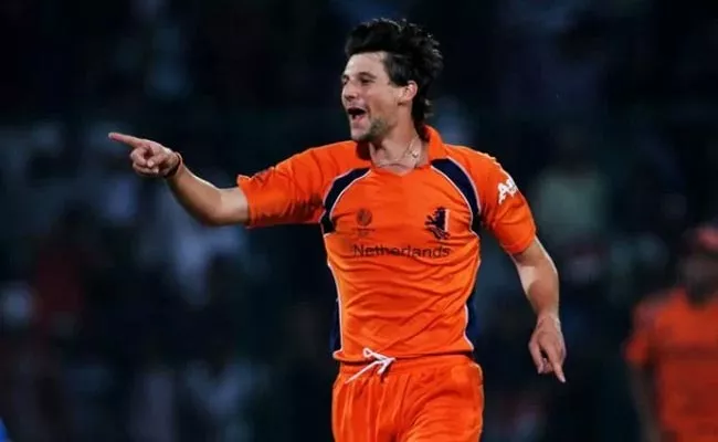 Netherlands all rounder Pieter Seelaar announces International retirement - Sakshi