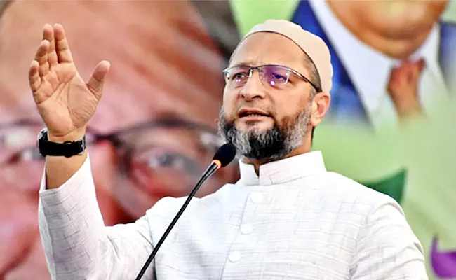 AIMIM Asaduddin Owaisi Slams Centre over Agnipath - Sakshi