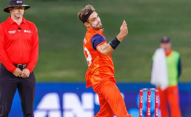 New Zealand Calls Former Dutch All-Rounder Michael Rippon European Tour - Sakshi