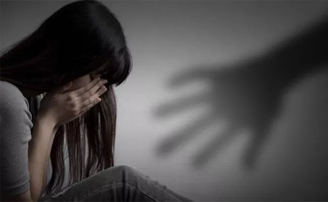 Hyderabad: Molestation On Minor Girl At Chandrayangutta - Sakshi