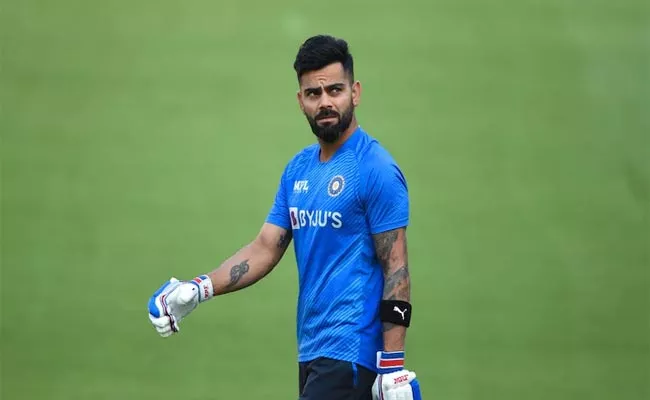 Virat Kohli Hit By Covid After Landing in England Says Reports - Sakshi