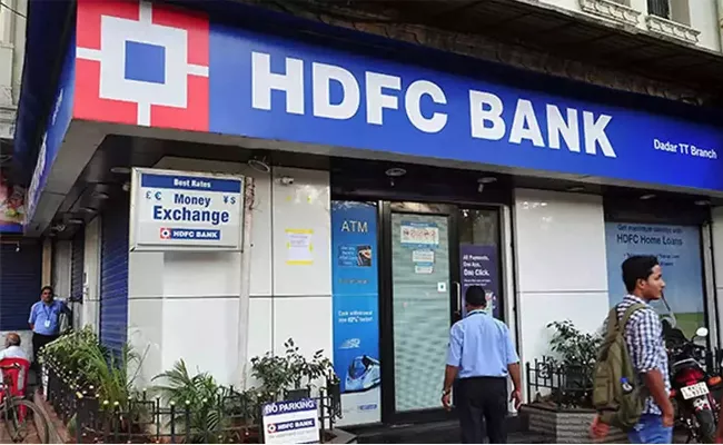 Hdfc Bank To Open 1500 To 2000 Branches Every Year - Sakshi