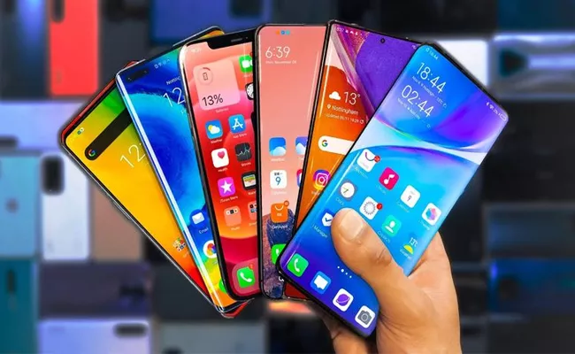 Top 10 Best Selling Smartphones In April 2022 - Sakshi