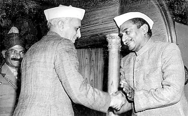 Azadi Ka Amrit Mahotsav Nehru And Babu Rajendra Prasad Story - Sakshi