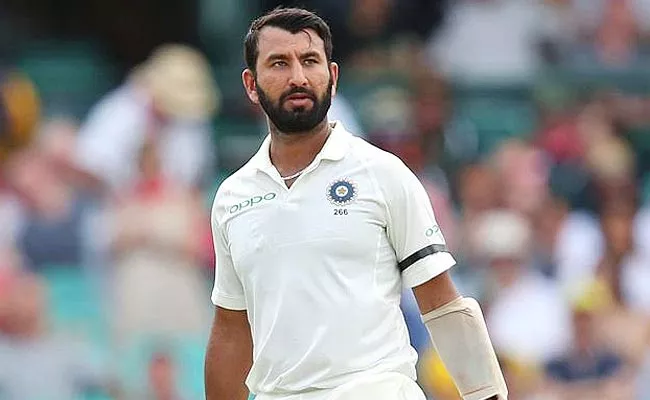 Why Cheteshwar Pujara Bat Both Teams India-Leicestershire Warm-Up Match - Sakshi