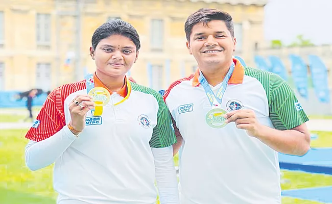 Archery World Cup: Abhishek Verma and Jyothi Surekha Vennam win gold in compound mixed team - Sakshi