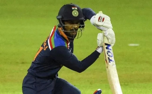 Hardik Pandya reveals why Ruturaj Gaikwad didnt bat in 1st T20I - Sakshi