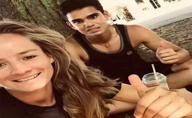 Arjun Tendulkar Features In English Cricketer Danielle Wyatt Insta story, Photo Breaks Internet - Sakshi