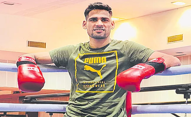 Telangana boxer Hussamuddin in Indian team for CWG - Sakshi