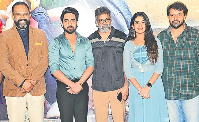 Director Sukumar Released Banaras Movie Song - Sakshi