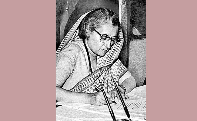 Azadi Ka Amrit Mahotsav: Indira Gandhi 1917 To 1984 - Sakshi