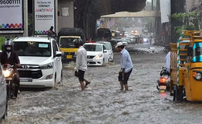 South West Monsoon Enters Telangana By Tomorrow - Sakshi