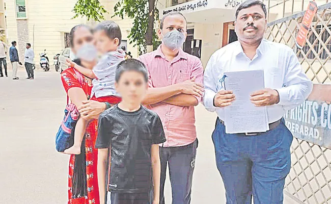 Hyderabad Techie Moves SHRC Against Parents - Sakshi