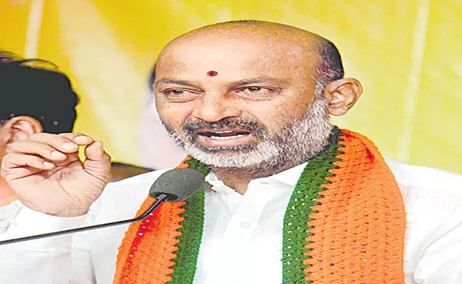 Telangana BJP Chief Bandi Sanjay React On Jubilee Hills Minor Rape Incident - Sakshi