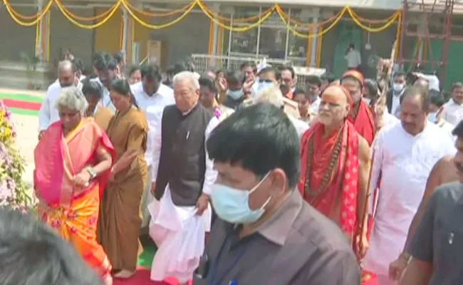 Guntur Venkateswara Swamy Temple Maha Samprokshanam TTD - Sakshi