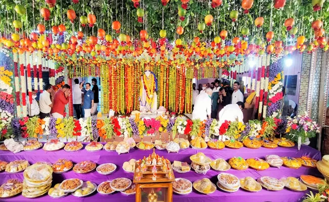 Guru Purnima Celebrations In telangana Andhra Pradesh - Sakshi