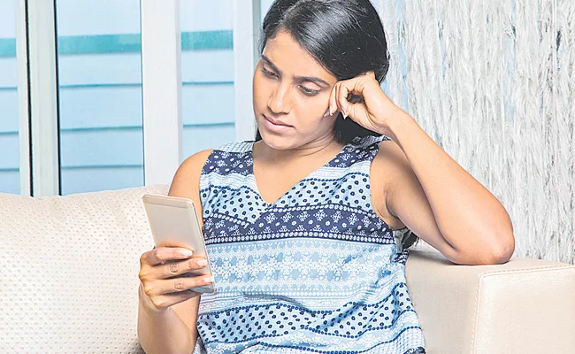 Cyber Crime Prevention Tips: Protect Yourself From Loan App Online Gift Fraud - Sakshi