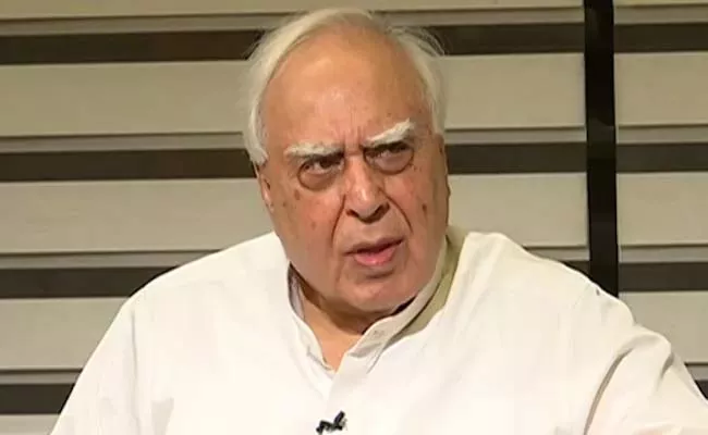 Kapil Sibal Said Unacceptable On No Protests In Parliament Rule - Sakshi