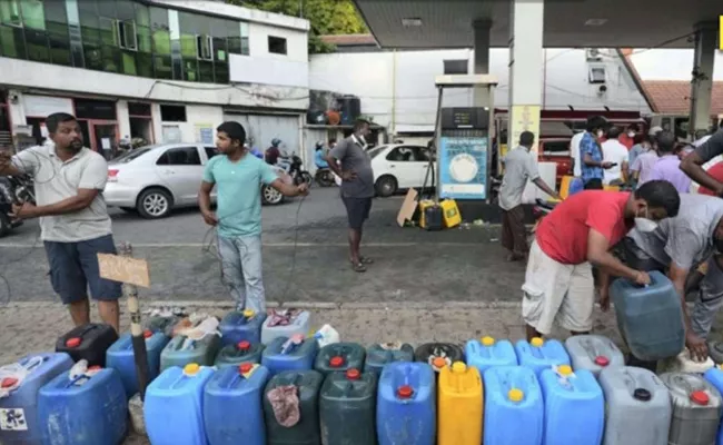 Sri Lanka introduces fuel rationing scheme amid ongoing shortage - Sakshi