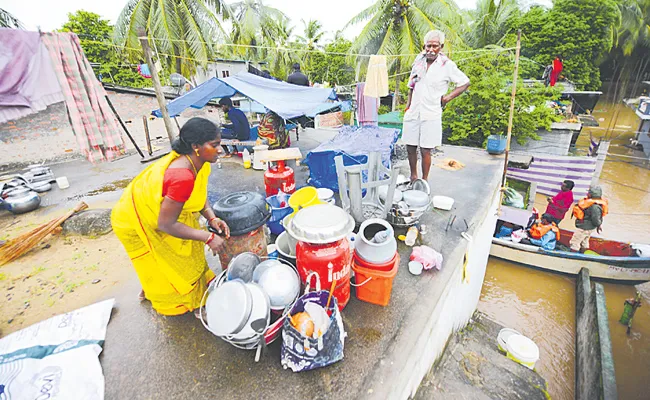 AP Govt Intensive relief measures in flood affected areas - Sakshi