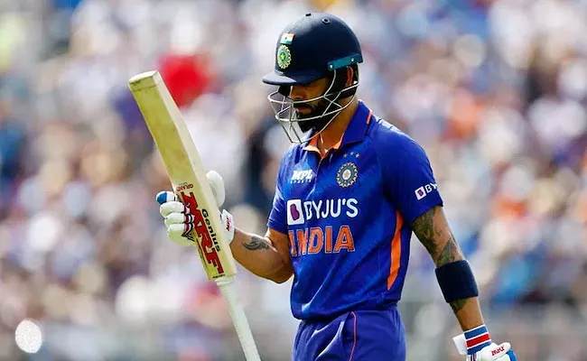 Virat Kohli Worst Record 1st Time Not Getting 20 Runs Last 5 ODIs - Sakshi