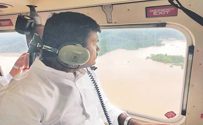 Andhra Pradesh ministers aerial survey of flooded areas - Sakshi