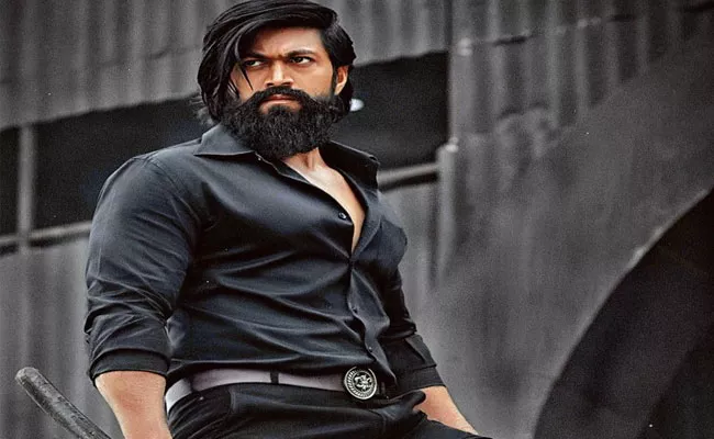 Pa Ranjith Period Film With Vikram, Set In KGF - Sakshi