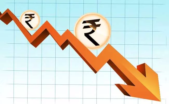 Rupee Hits 80 Per Dollar For The First Time Ever More Weakening Seen - Sakshi