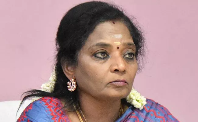 Telangana Governor Tamilisai Soundararajan Interesting Comments on Cloud Burst - Sakshi