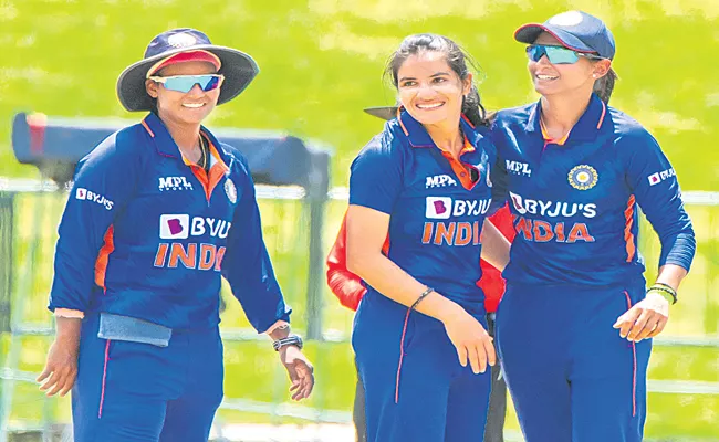 Sri Lanka vs India: India women team beat Sri Lanka women by 4 wickets - Sakshi