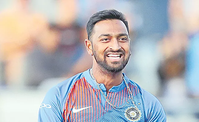 Warwickshire signs Krunal Pandya for Royal London Cup - Sakshi