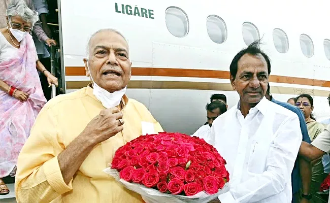 Yashwant Sinha Hyderabad Visit CM KCR Also Part Of Rally - Sakshi