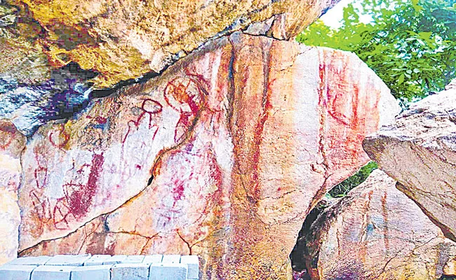 Ancient Rock Paintings Identified In Sircilla District - Sakshi