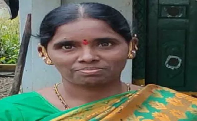 Woman Died After Drinking Rat Poison Instead Of Glucose powder - Sakshi