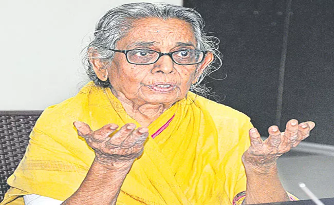 93 Year Old Professor Chilukuri Santhamma Passion For Teaching For Students - Sakshi