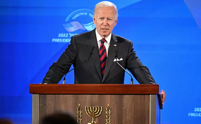 Biden fights talk of recession as key US economic growth report looms - Sakshi