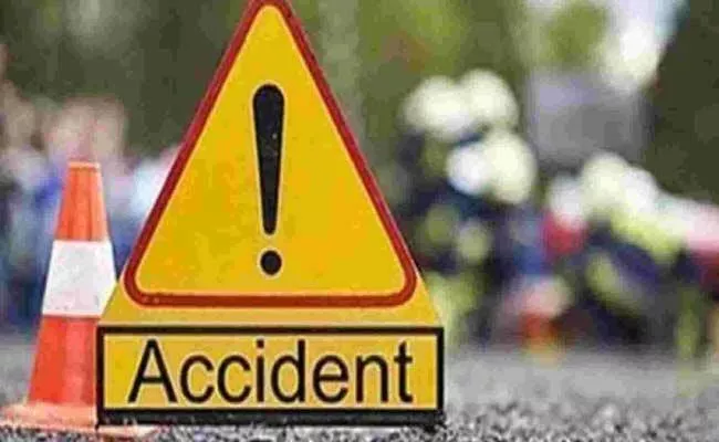 Road Accident In Kovurupalli Nellore District Andhra Pradesh - Sakshi