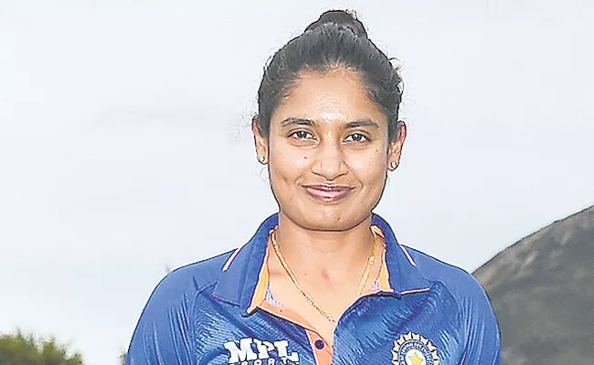 PM Narendra Modi writes to Mithali Raj - Sakshi