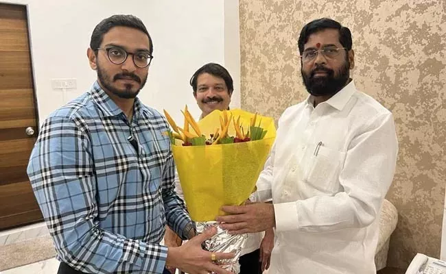 Nihar Thackeray Meets Eknath Shinde Pledges Support - Sakshi