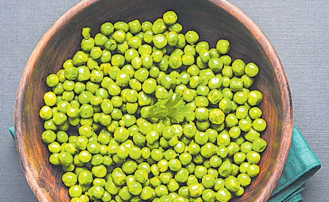 Amazing And Surprising Health Benefits Of Green Peas Pachi Batani - Sakshi