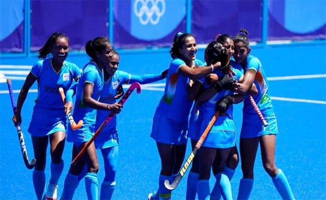 India Eyes China Scalp In Women Hockey World Cup - Sakshi