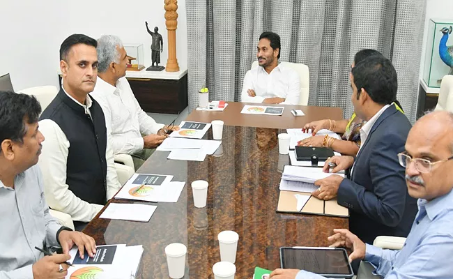 AP: Union Agriculture Department Secretary Team Met with CM Jagan - Sakshi