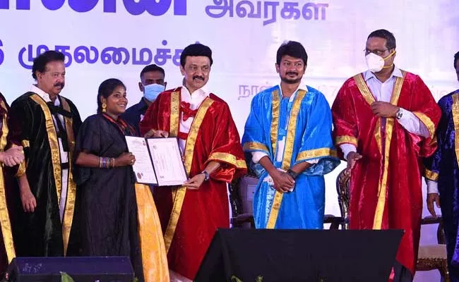 Tamil Nadu: Cm Mk Stalin Attend Presidency College Convocation - Sakshi