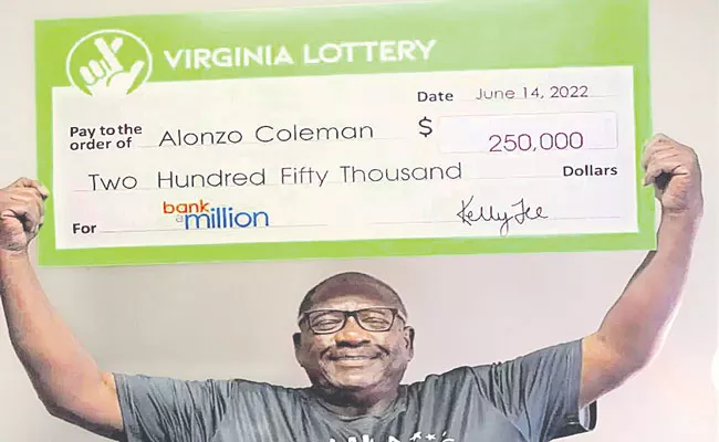 US Man Wins Rs 1. 9 Crore Jackpot Using Numbers He Saw In Dream - Sakshi